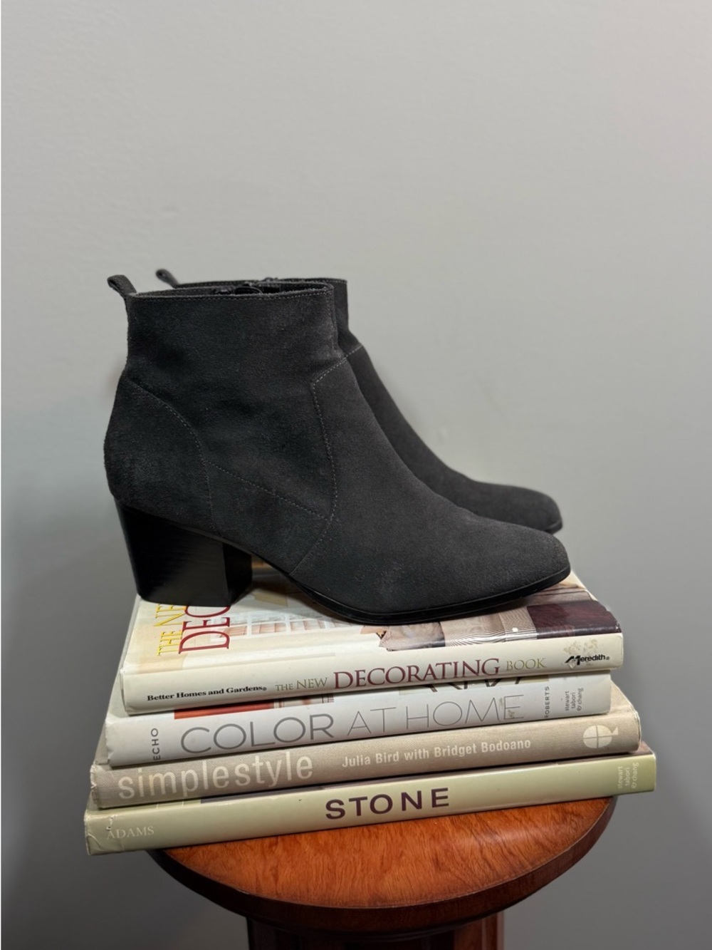 Crown Vintage Charcoal Suede Ankle Bootie Size 9